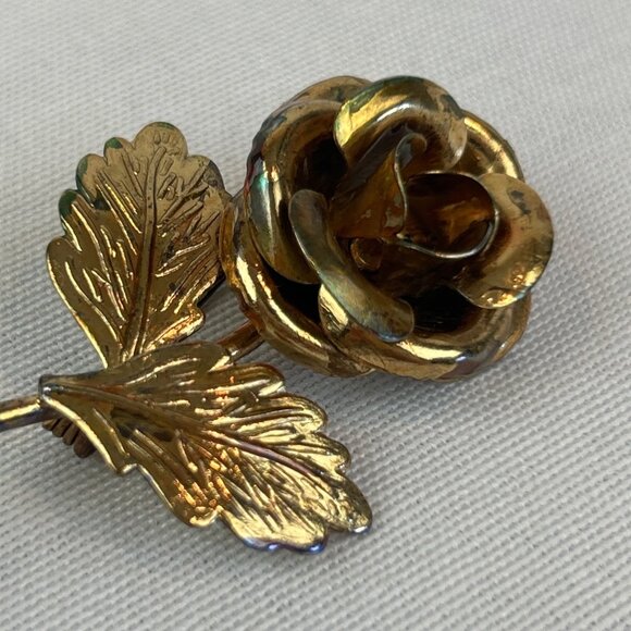 Vintage Gold Tone Rose Brooch Pin Figural 3D Romantic Feminine - Picture 1 of 7